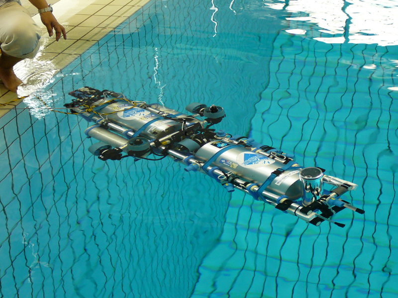 Illustration for article titled Fish, Subs, Stickmen and the USS Enterprise All Found at the Underwater Robot Convention 2007